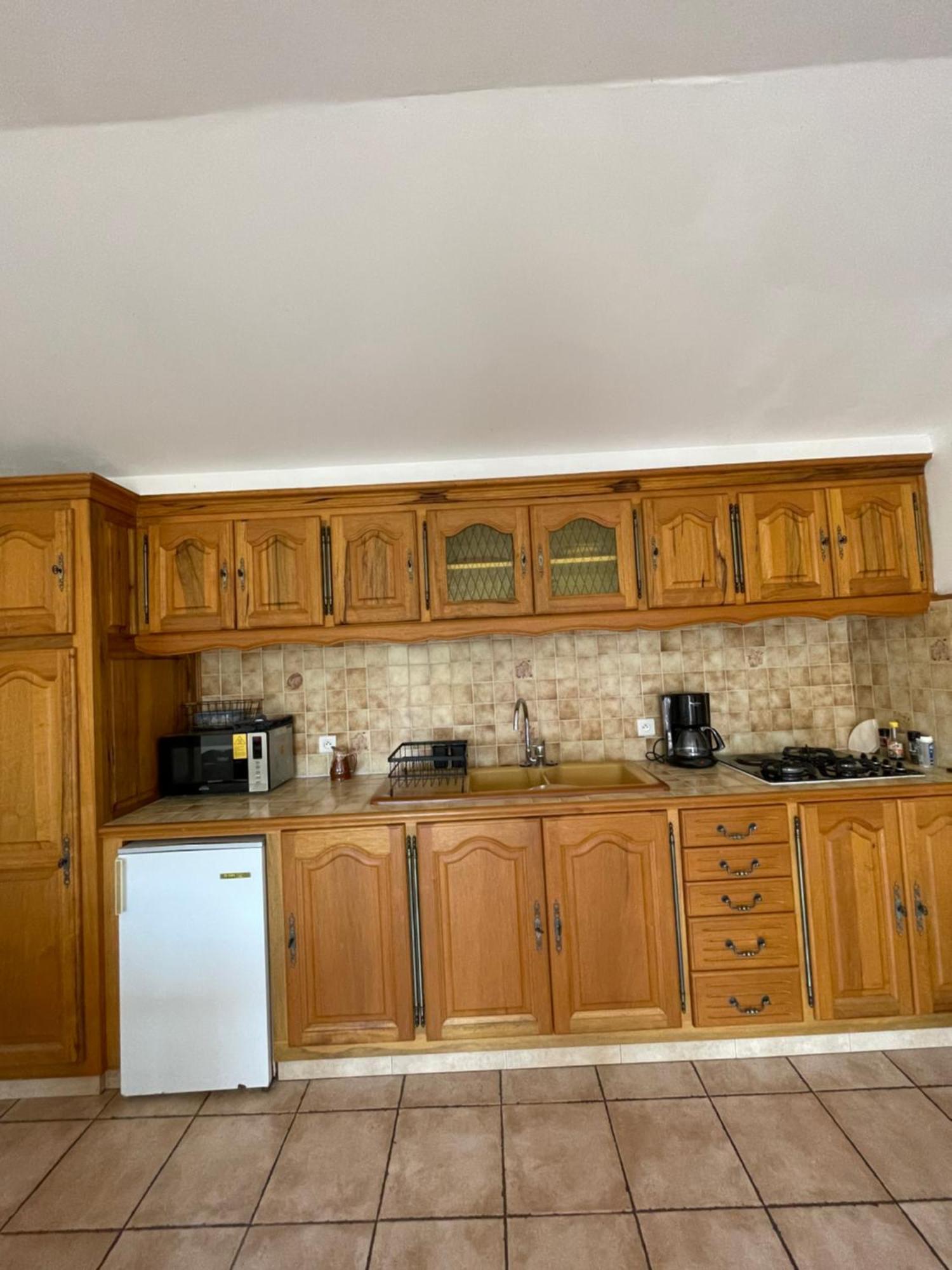 Hostal Les Prairies Mas Roux Raphèle Habitación foto