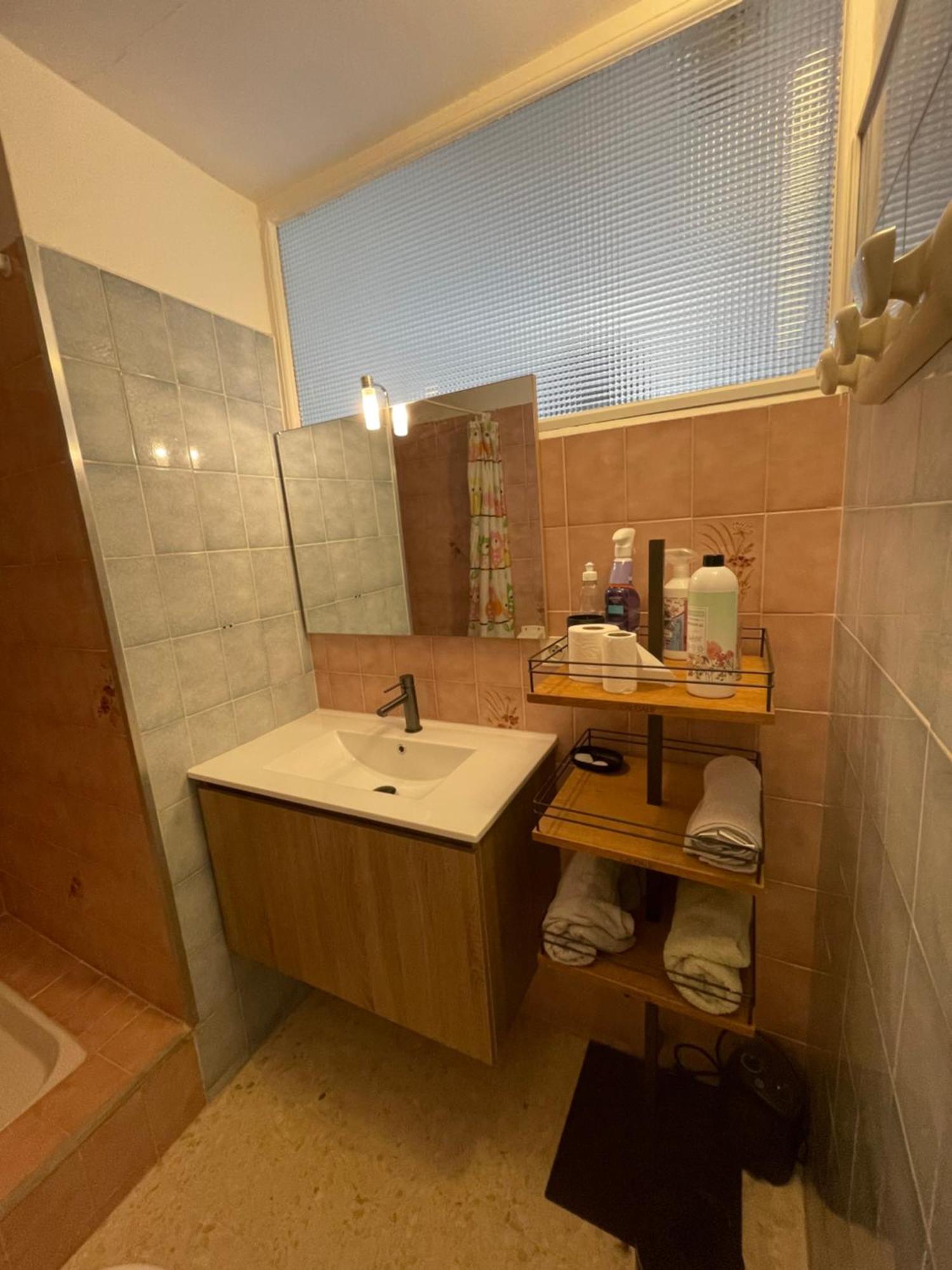 Hostal Les Prairies Mas Roux Raphèle Habitación foto